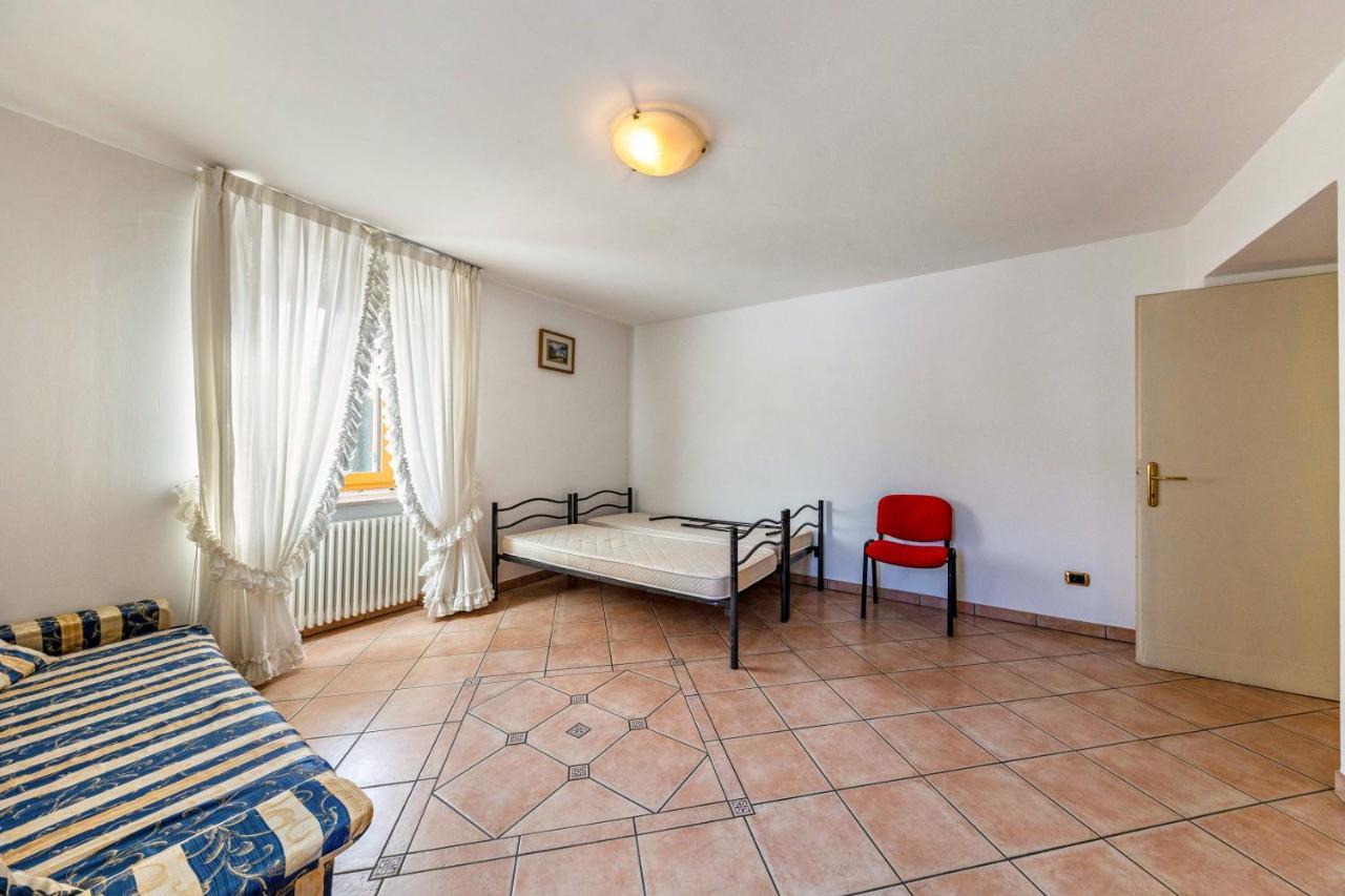 Appartamento Pisani Brez Exterior foto